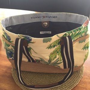 Tommy Hilfiger bag
